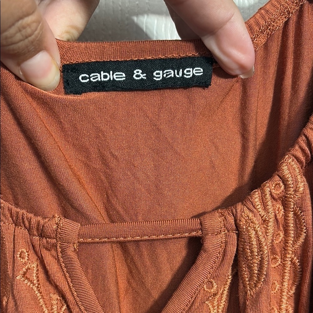 Cable & Gauge Rust Blouse - Picture 2 of 6